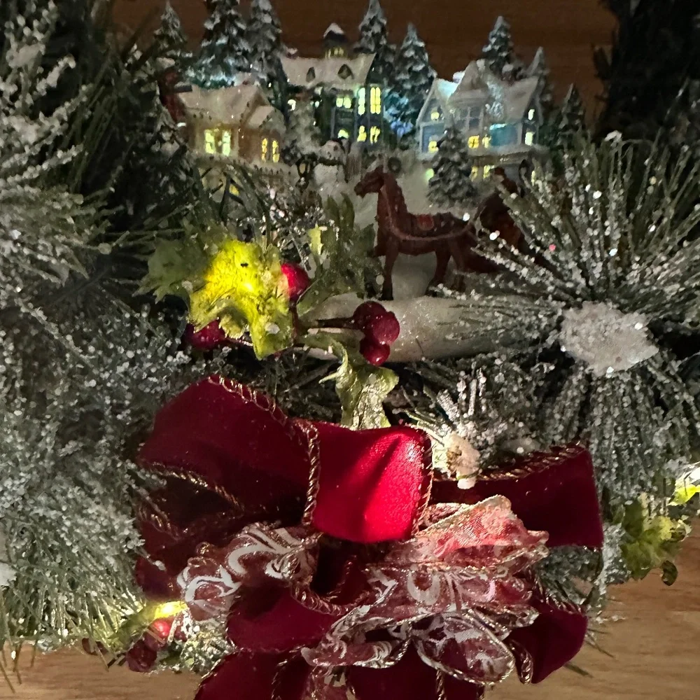 Victorian Themed Christmas Lights and Musical Artificial Wreath
